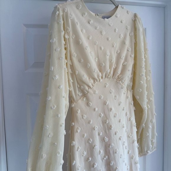 CHICWISH Blogger Favorite Cotton Candy Cream Sheer Long Sleeve Midi Dress S - Picture 10 of 14